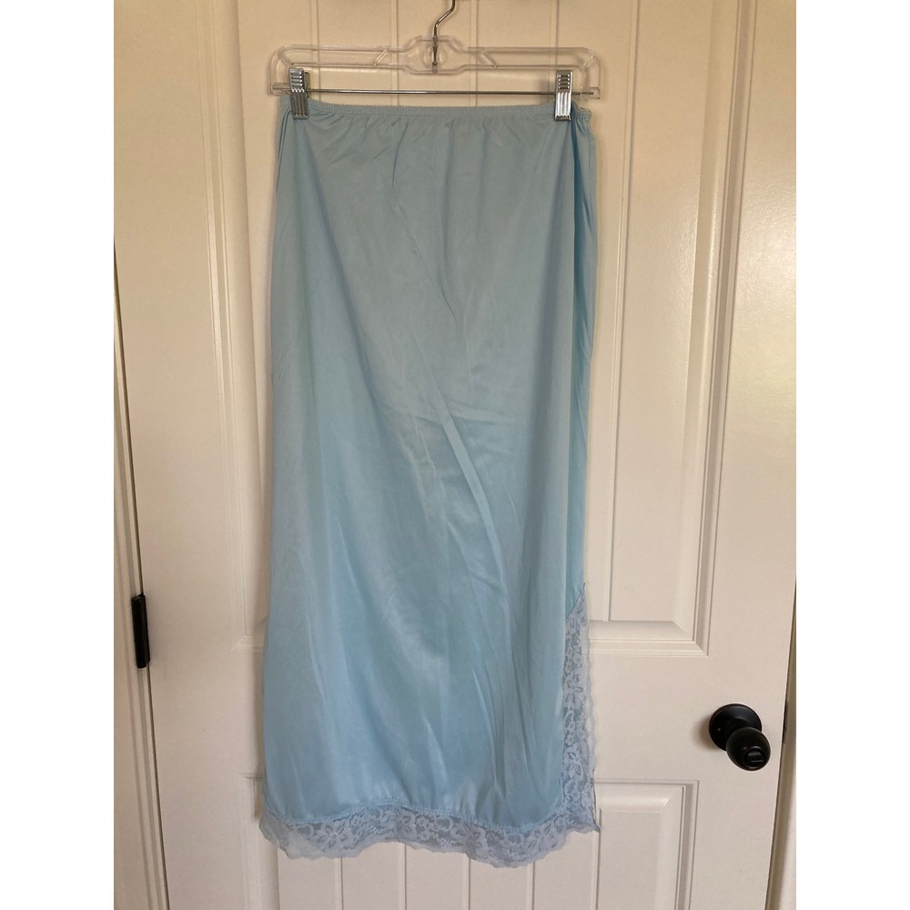 Vintage Pastel Blue Lace Trim Maxi Half Slip Antron III Nylon Large RN 13996 - Picture 4 of 5